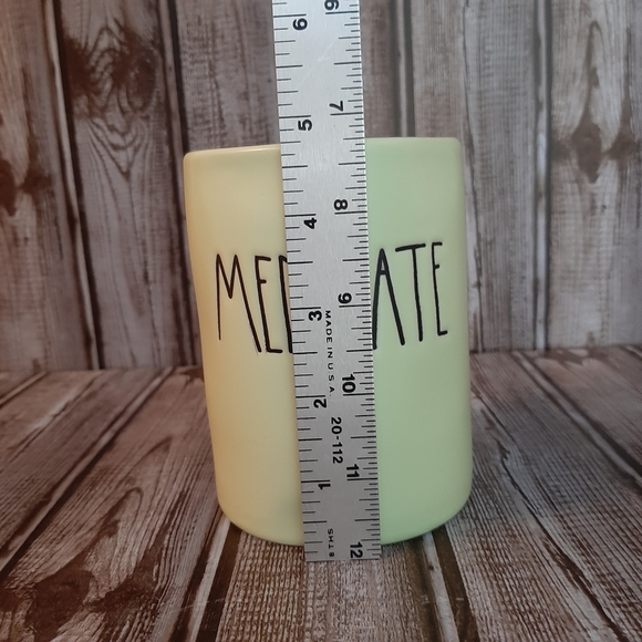 Rae Dunn MEDITATE Candle - Picture 11 of 13